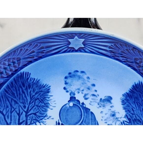 Royal Copenhagen Going Home For Christmas 1973 Wall Decor Plate 7" Denmark Vtg - Picture 9 of 13